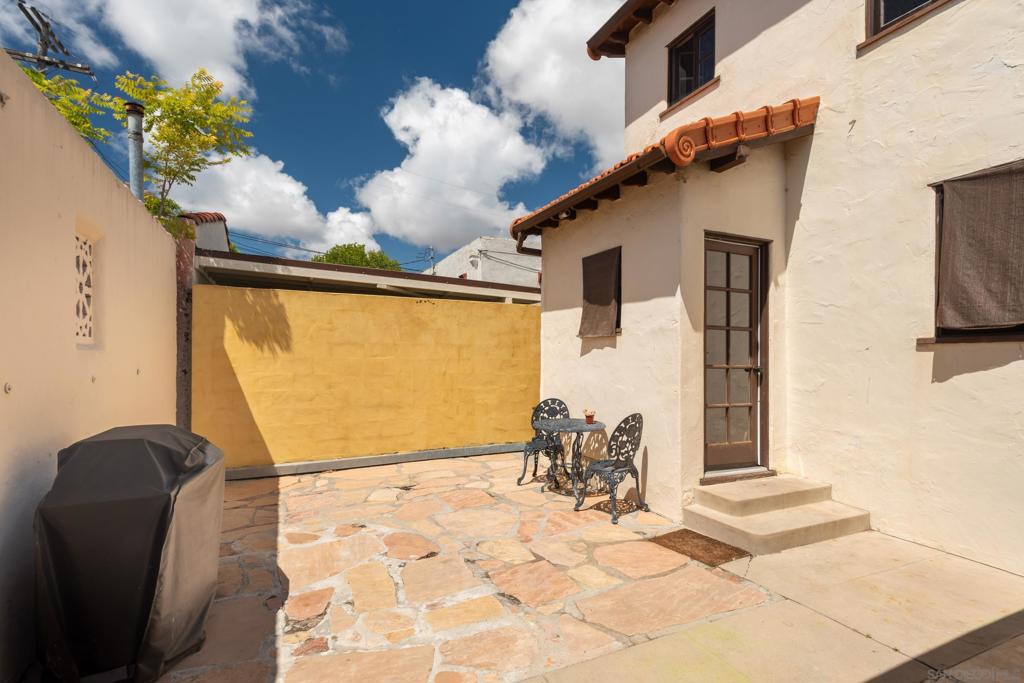 1240 Golden Gate Dr. Property Photo 43