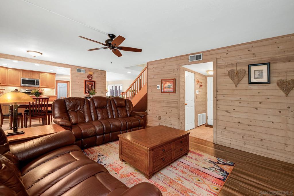1734 Treseder Cir Property Photo 15