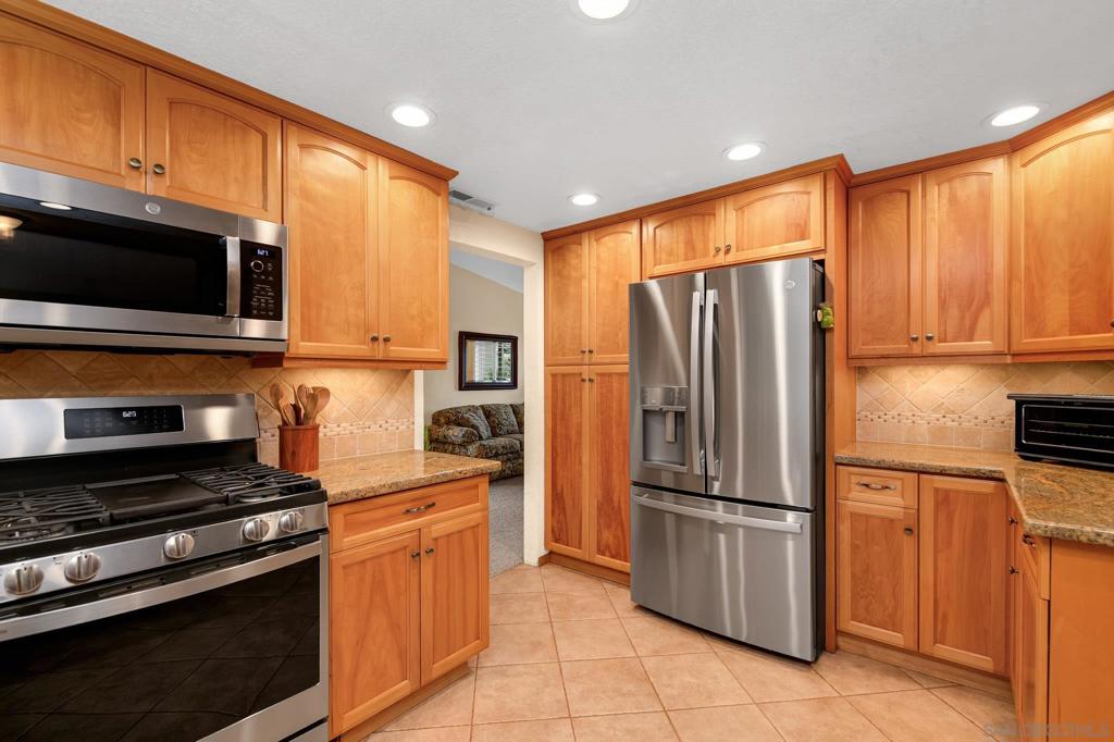 1734 Treseder Cir Property Photo 19