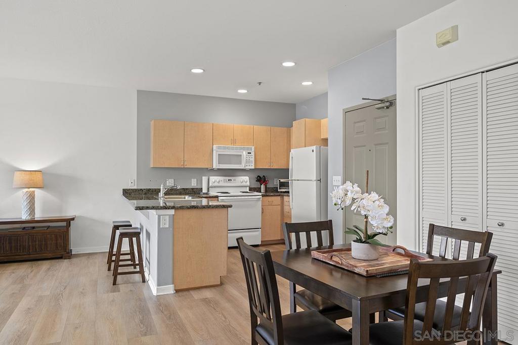 1501 Front Street 414 Property Photo 9