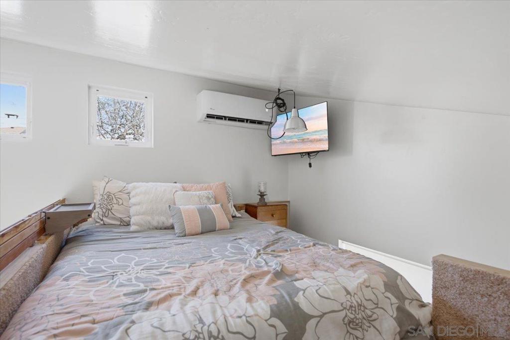 4654 68th Property Photo 11