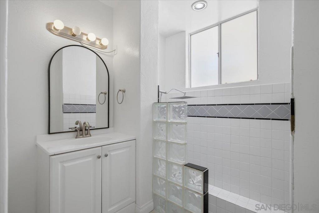 4654 68th Property Photo 16