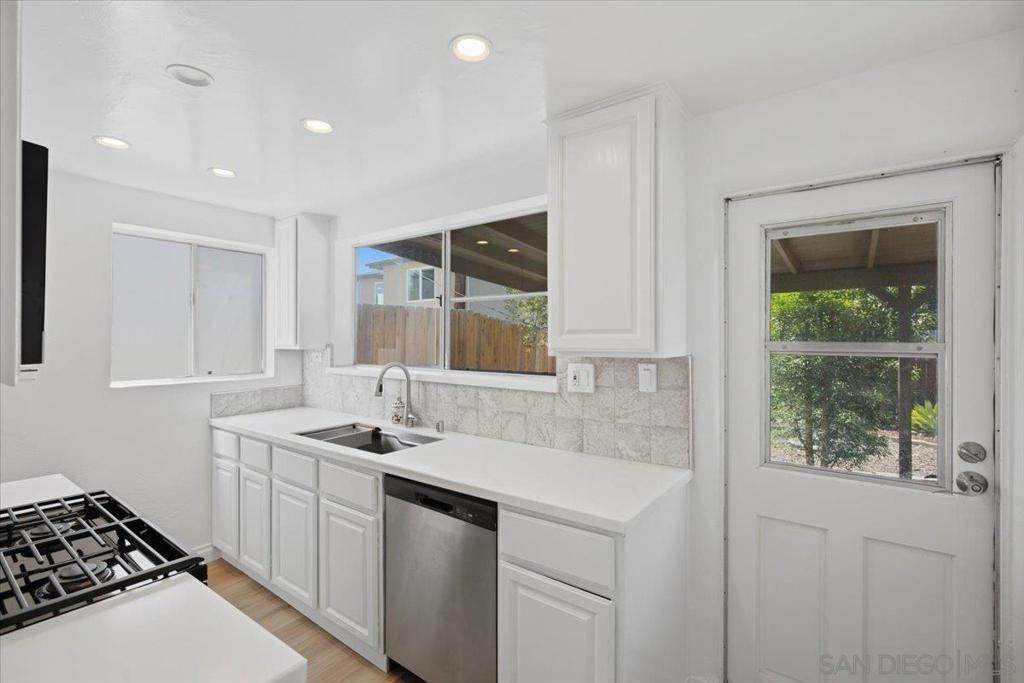 4654 68th Property Photo 20