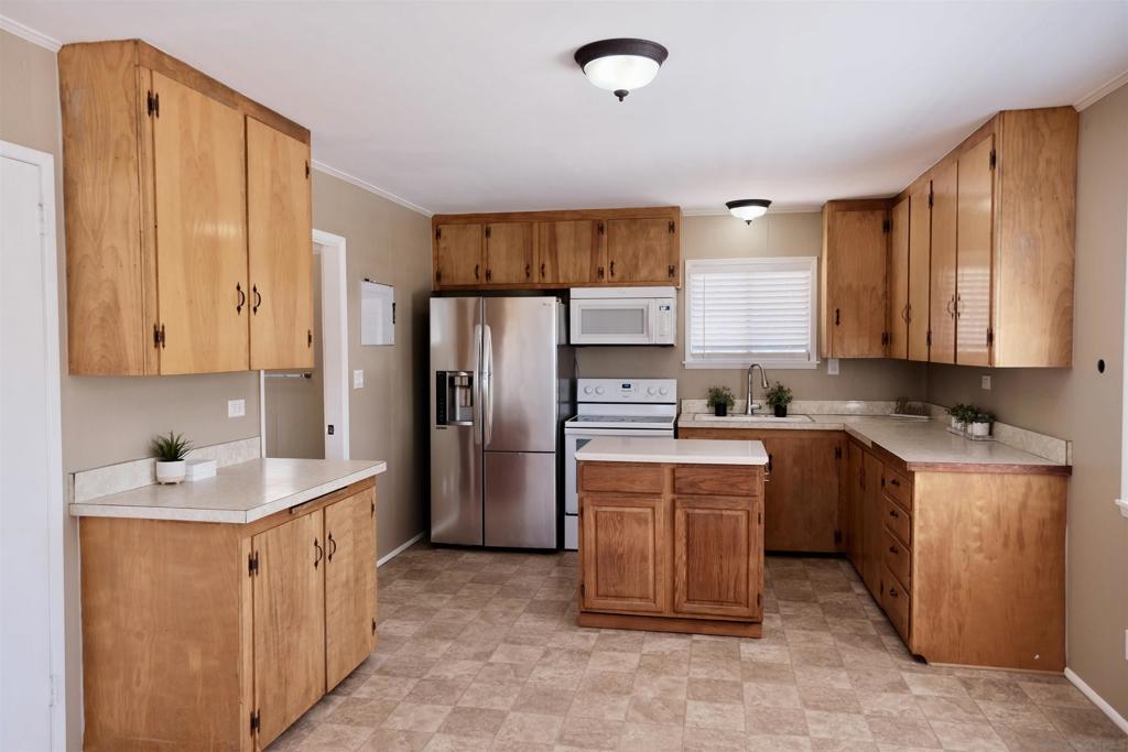 3406 Windward Drive Property Photo 8