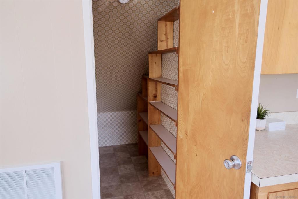 3406 Windward Drive Property Photo 10