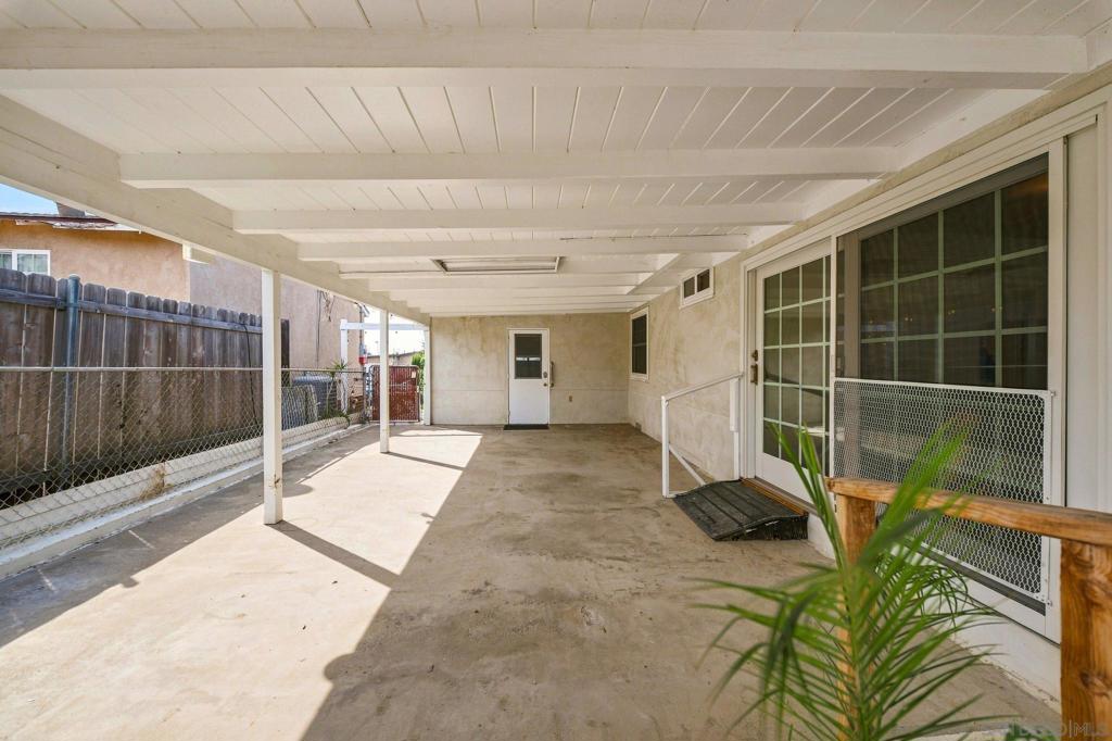 6082 Schuyler St Property Photo 34