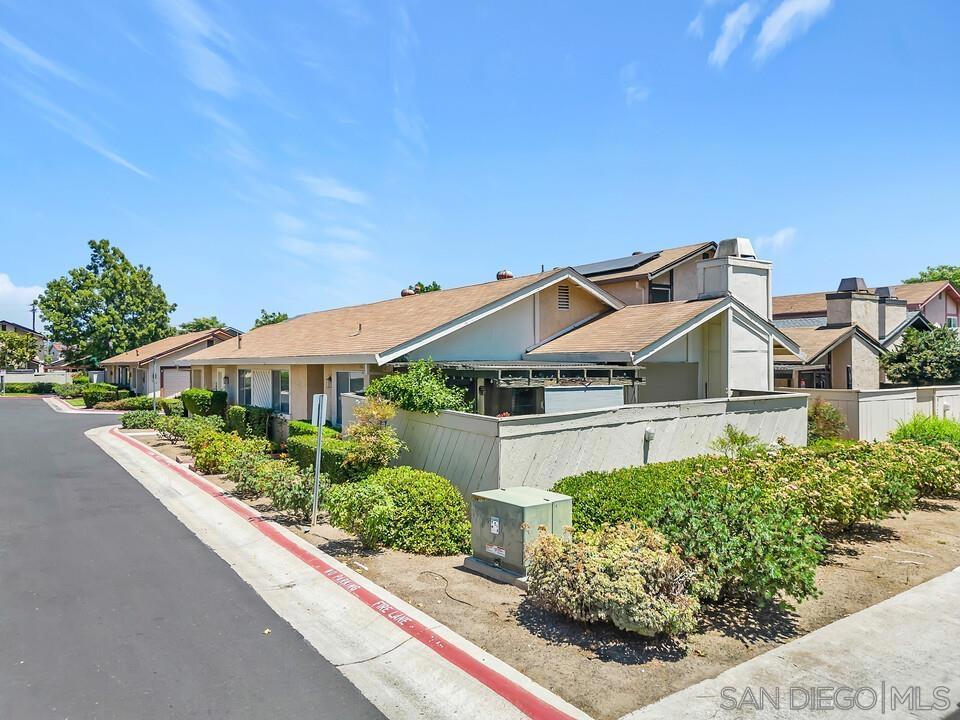 9528 Eve Property Photo