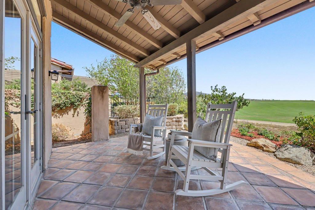 7929 Entrada De Luz East Property Photo 42