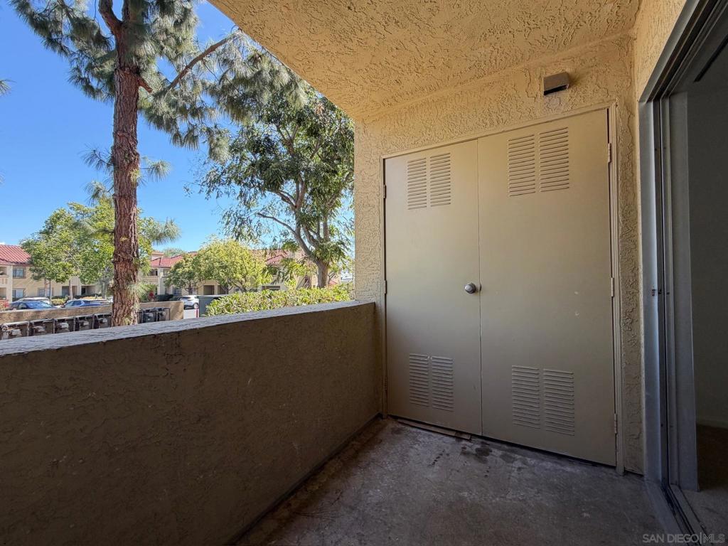 2057 Burton St 64 Property Photo 50