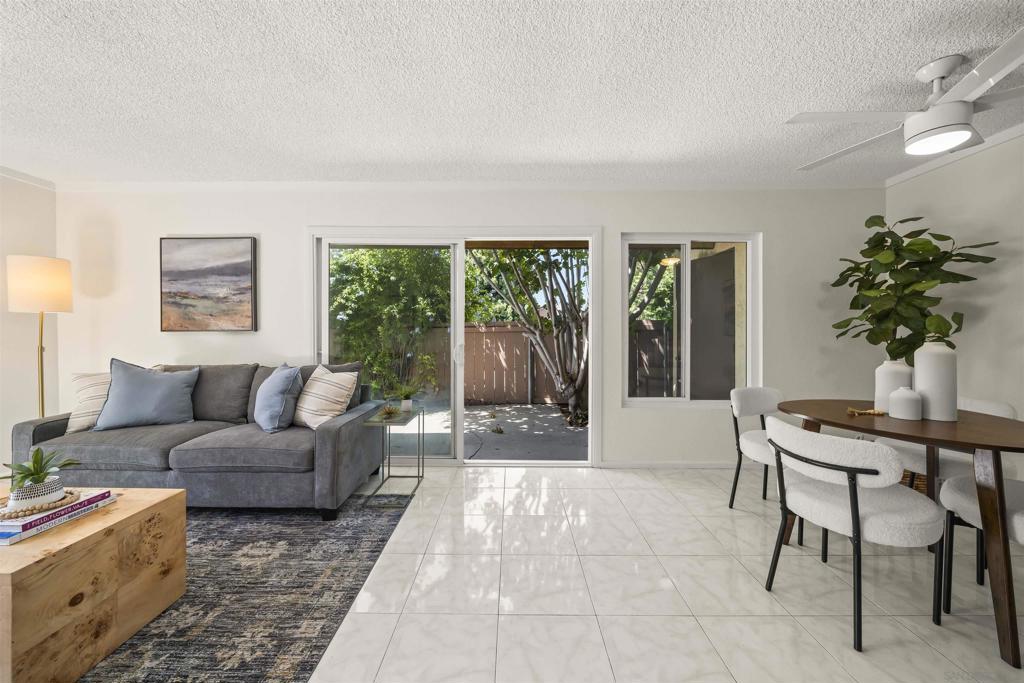 1725 Regency Way C Property Photo 4