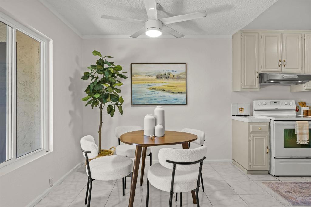 1725 Regency Way C Property Photo 7
