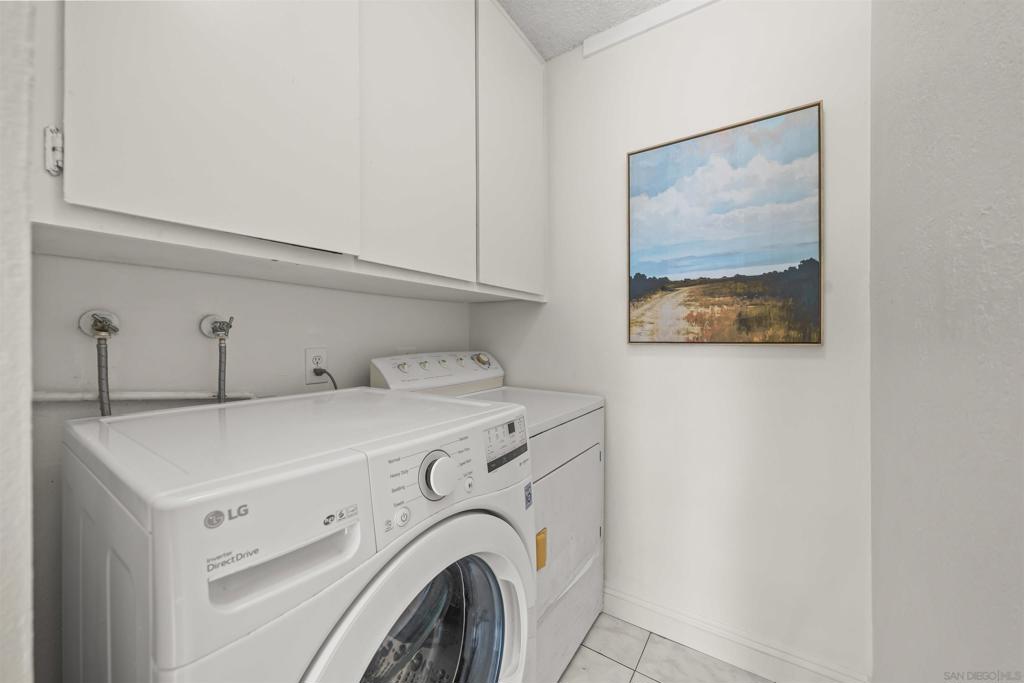 1725 Regency Way C Property Photo 11