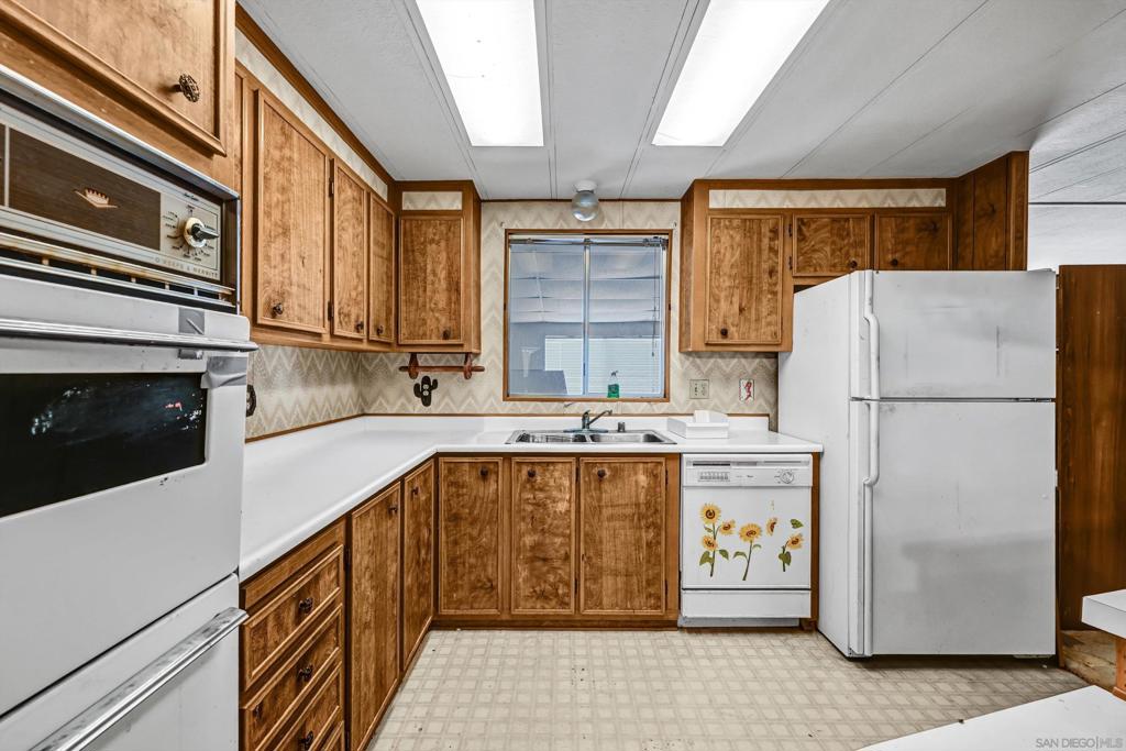 15420 Old Highway 80 143 Property Photo 23