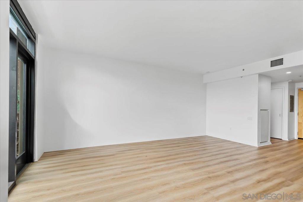 350 11th Ave 620 Property Photo 13