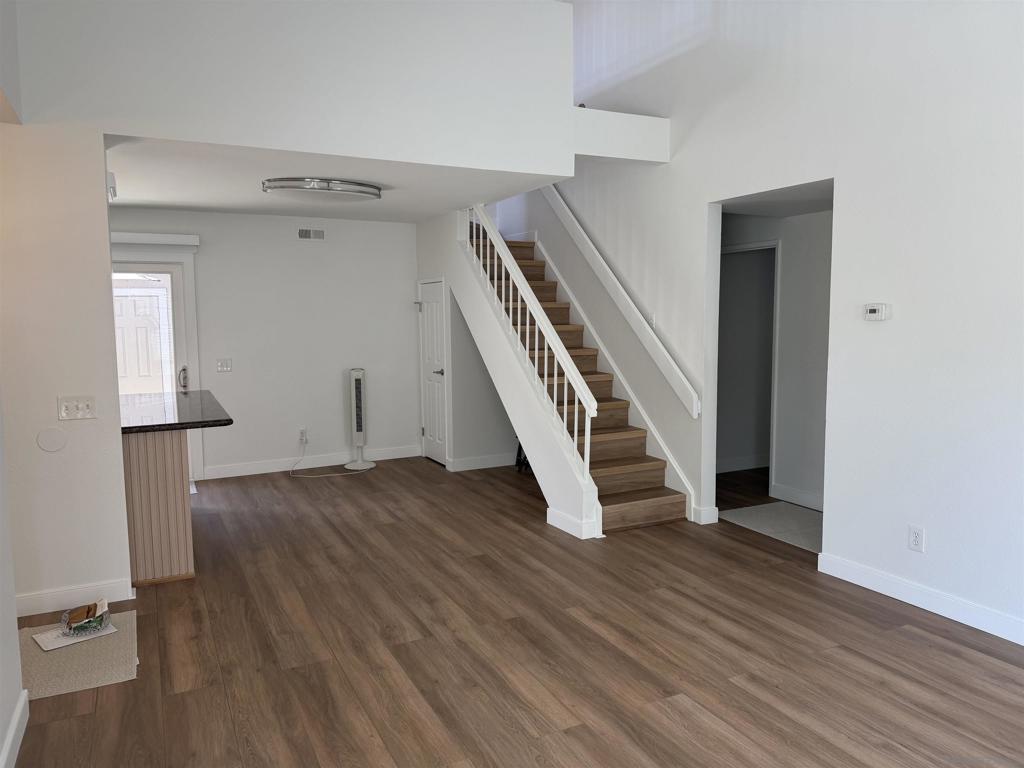 318 Riverview Way Property Photo 4