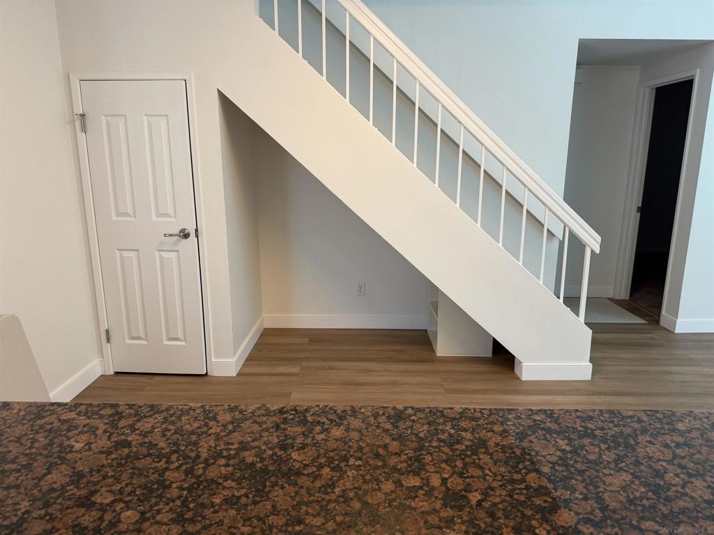 318 Riverview Way Property Photo 6