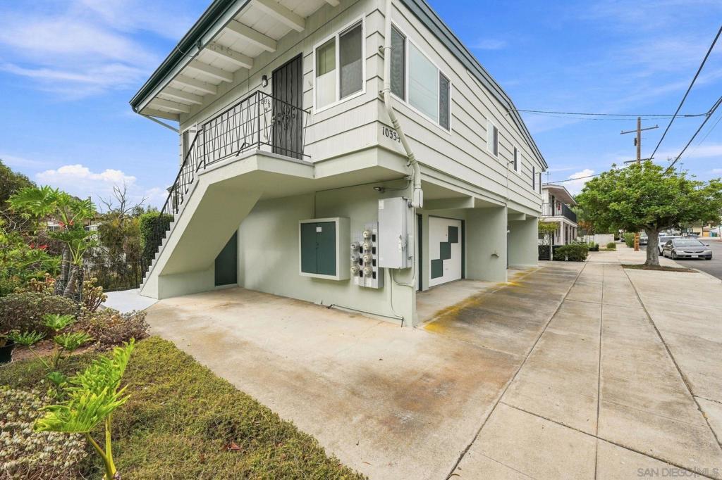 1029 Hayes Ave Property Photo 7