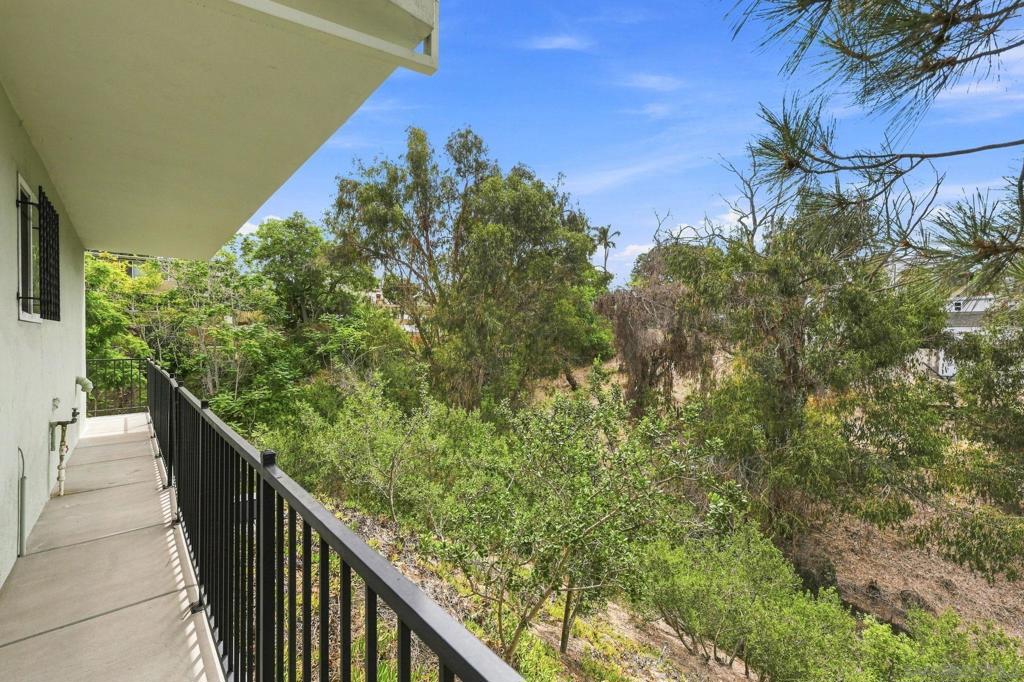 1029 Hayes Ave Property Photo 11