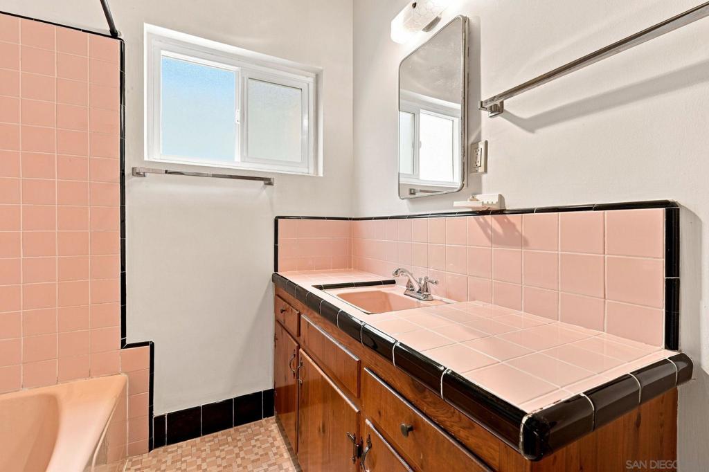 1029 Hayes Ave Property Photo 23
