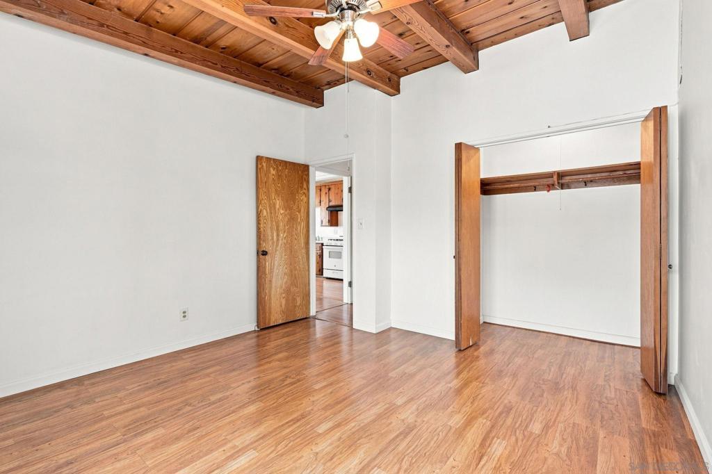 1029 Hayes Ave Property Photo 25