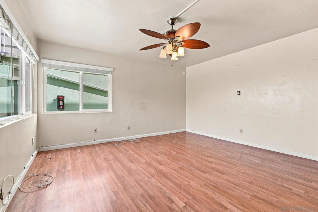 1029 Hayes Ave Property Photo 27