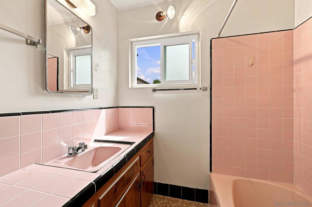 1029 Hayes Ave Property Photo 35