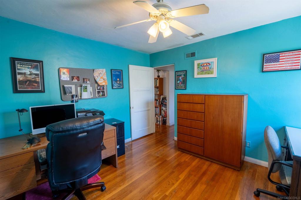 4607 Rolando Blvd Property Photo 16