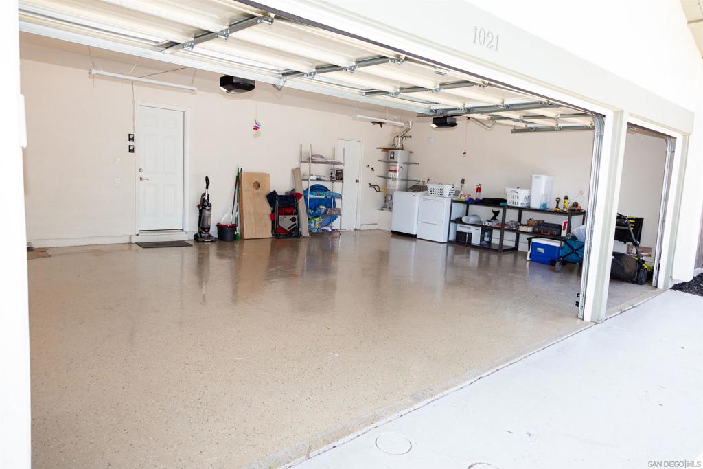 1021 Hazen Property Photo 9