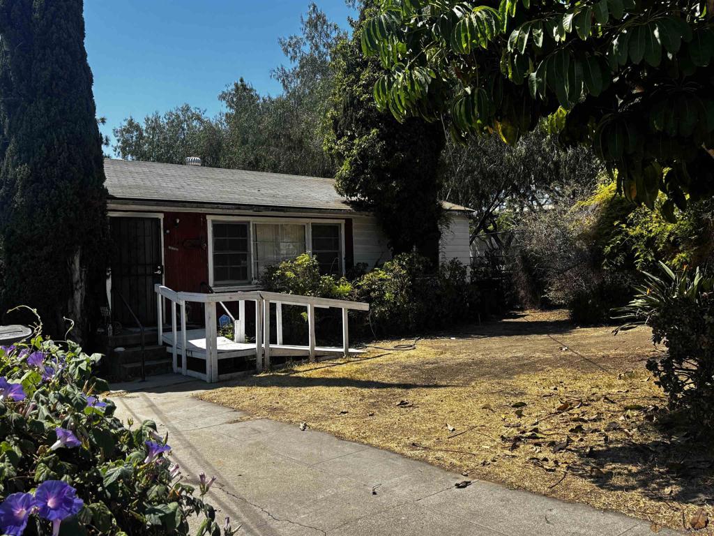 8129 Lemon Grove Property Photo 1