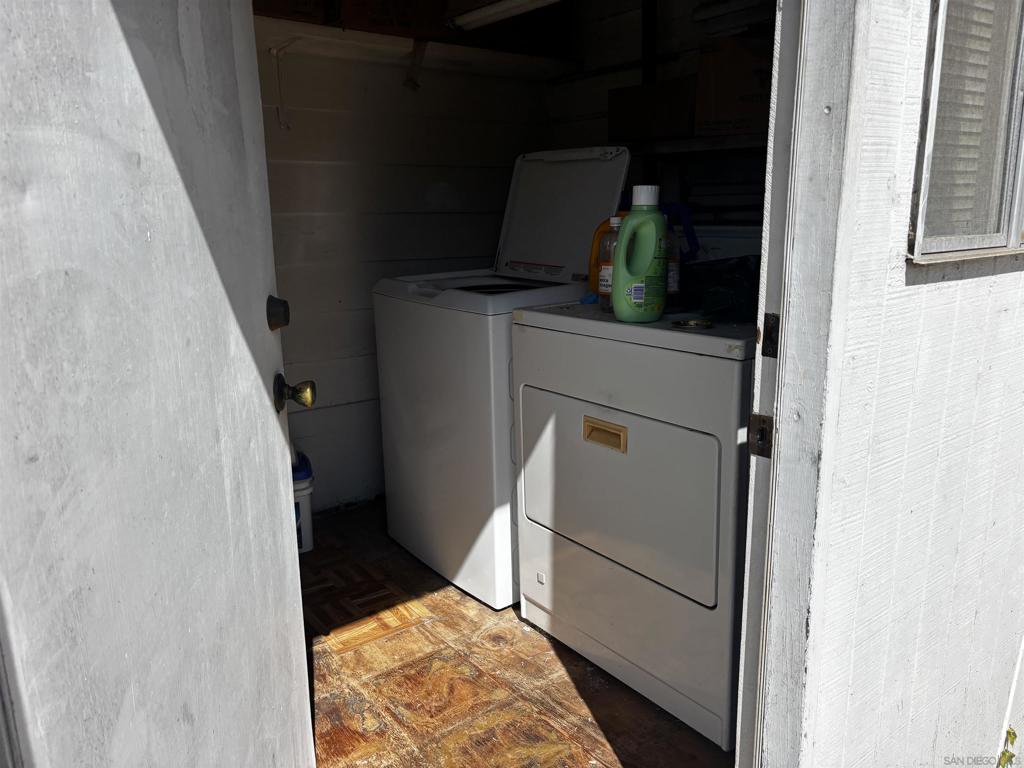 8129 Lemon Grove Property Photo 12