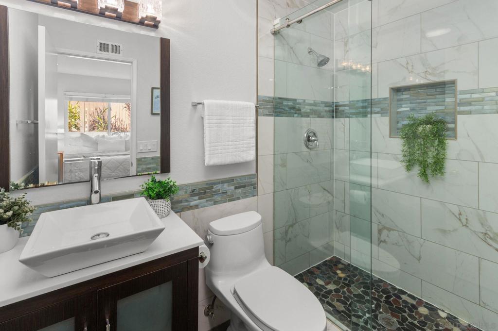 9060 Hatcher Lane Property Photo 15