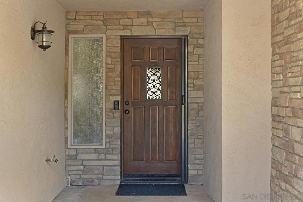 23627 Scarbery Way Property Photo 4