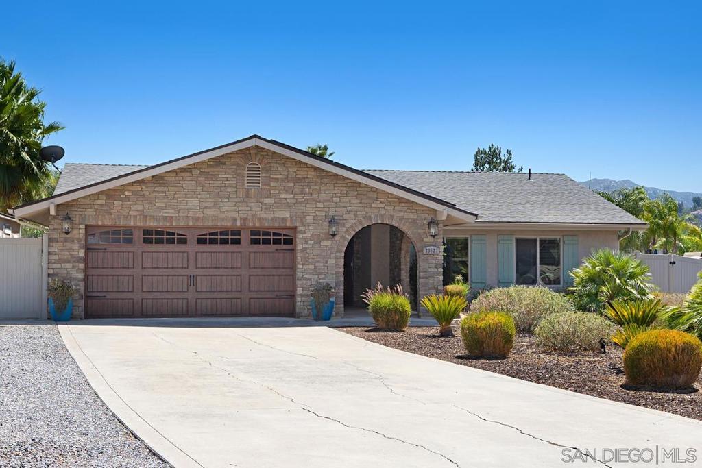 23627 Scarbery Way Property Photo 48