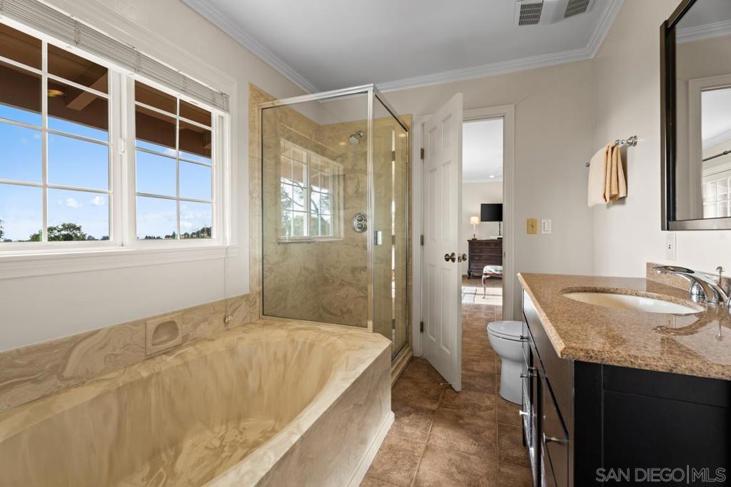 260021363SD Property Photo 46