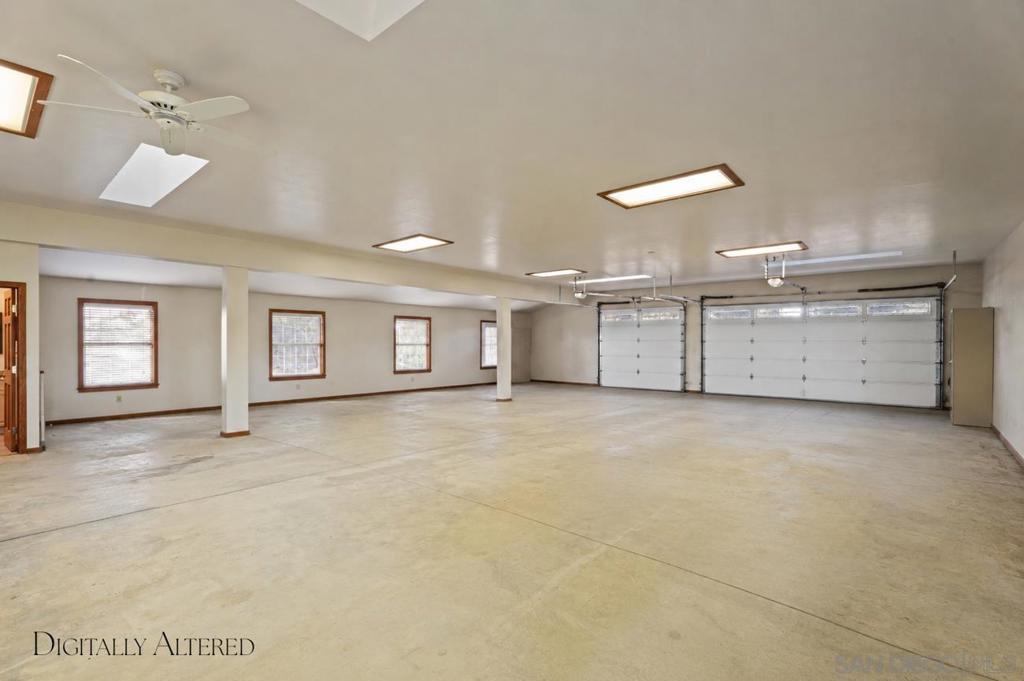 260021363SD Property Photo 55