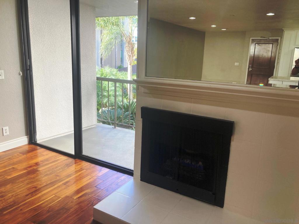 750 State St 216 Property Photo 5