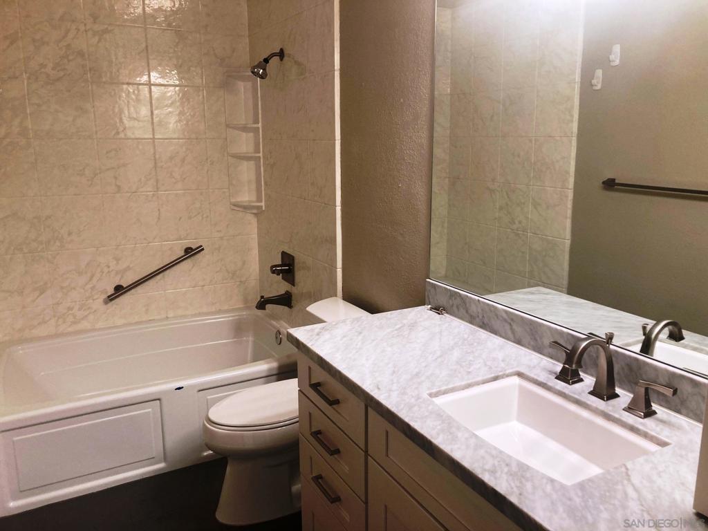 750 State St 216 Property Photo 10