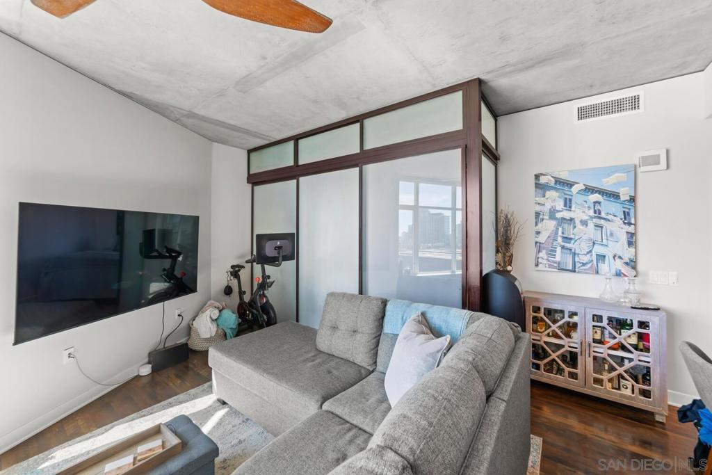 1080 Park Blvd 902 Property Photo 22
