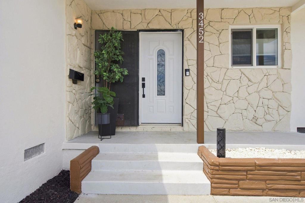 3452 Trophy Dr Property Photo 3