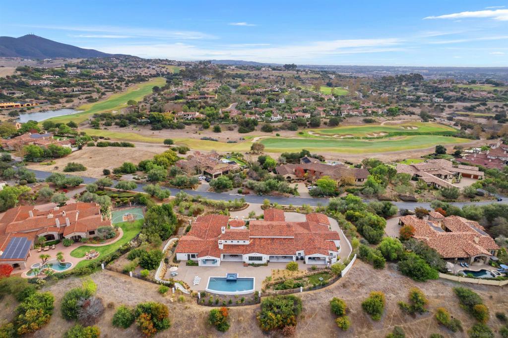 8128 Run Of The Knolls Property Photo 3