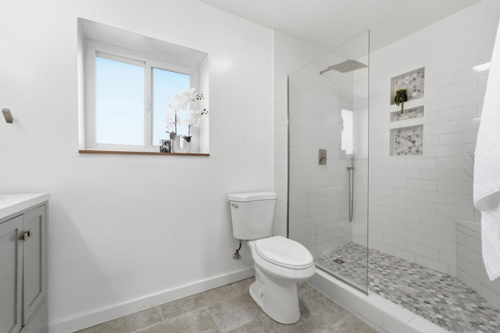 9332 Golondrina Property Photo 13