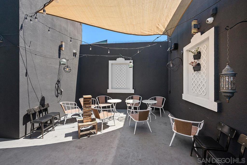 4727 University Property Photo 18