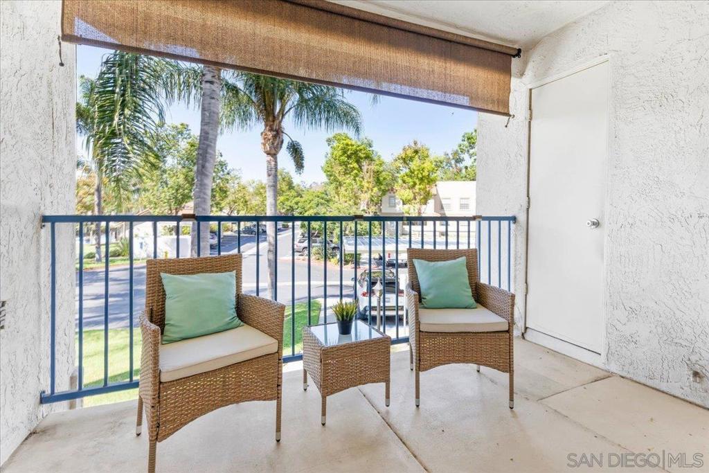 10367 Azuaga 162 Property Photo 7