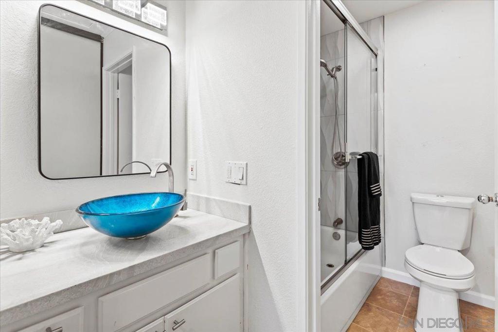 10367 Azuaga 162 Property Photo 23