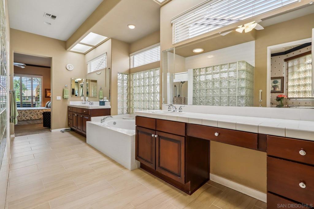 38837 Ryans Way Property Photo 16