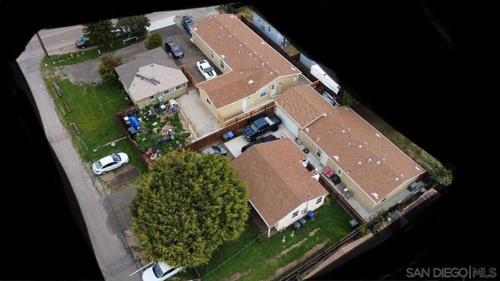 8975 Lamar St Property Photo 2
