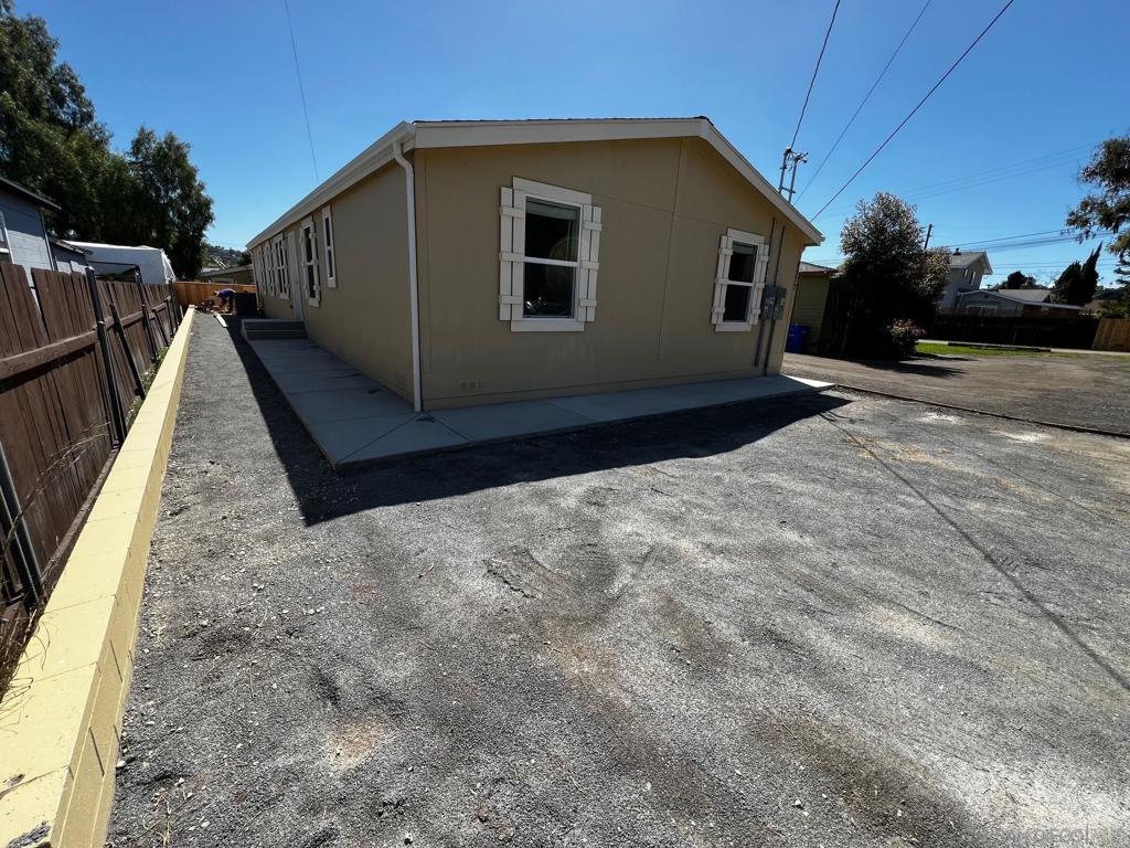 8975 Lamar St Property Photo 16