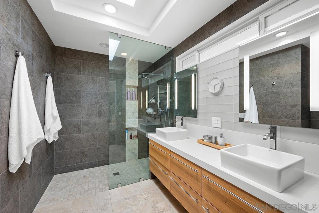 3541 Stetson Avenue Property Photo 18
