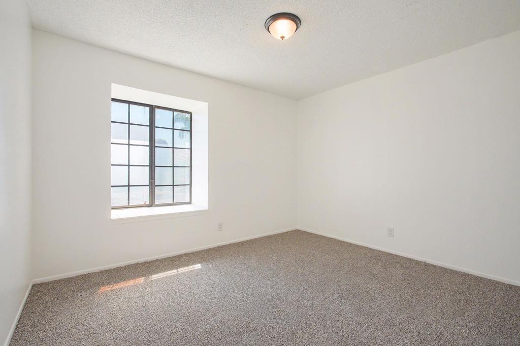1402 Hancock Cir Property Photo 17
