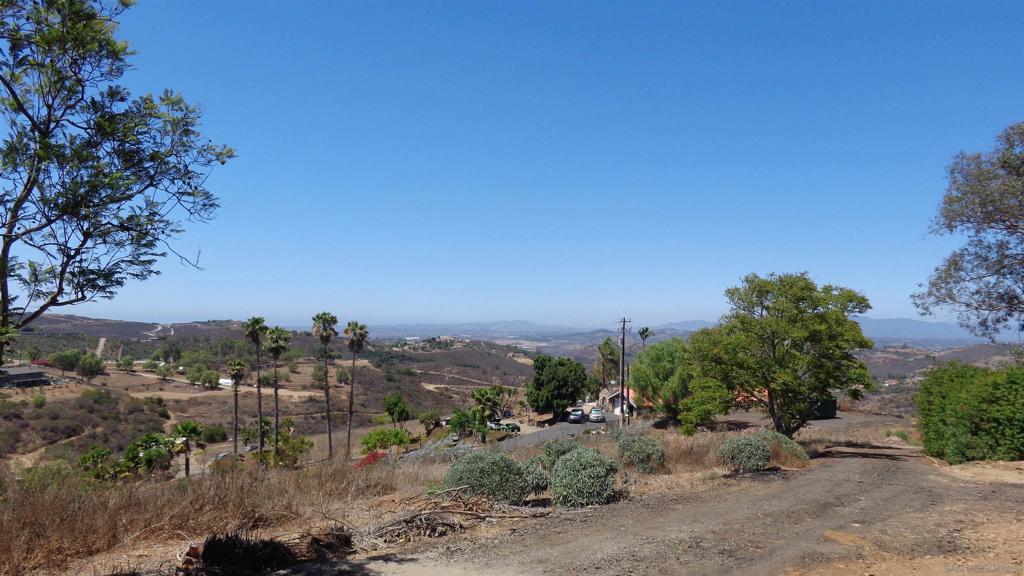3730 Silverleaf Lane Property Photo 5